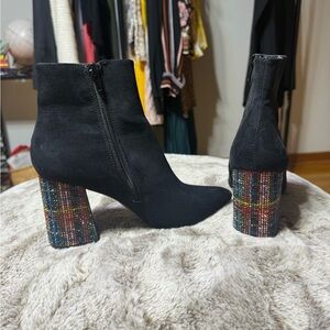 Betsy Johnson Black Ankle Boots with Multicolor Heel